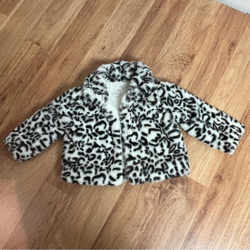 Mudpie Baby Toddler Girls Snow Leopard Print Faux Fur Coat Size 12 to 18 Months